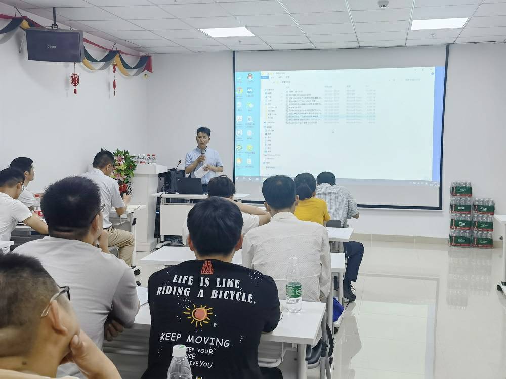 1625468117.jpg 华体会·官方版网站登录入口-华体会(中国)药业技术交流会 (3) - 副本.jpg